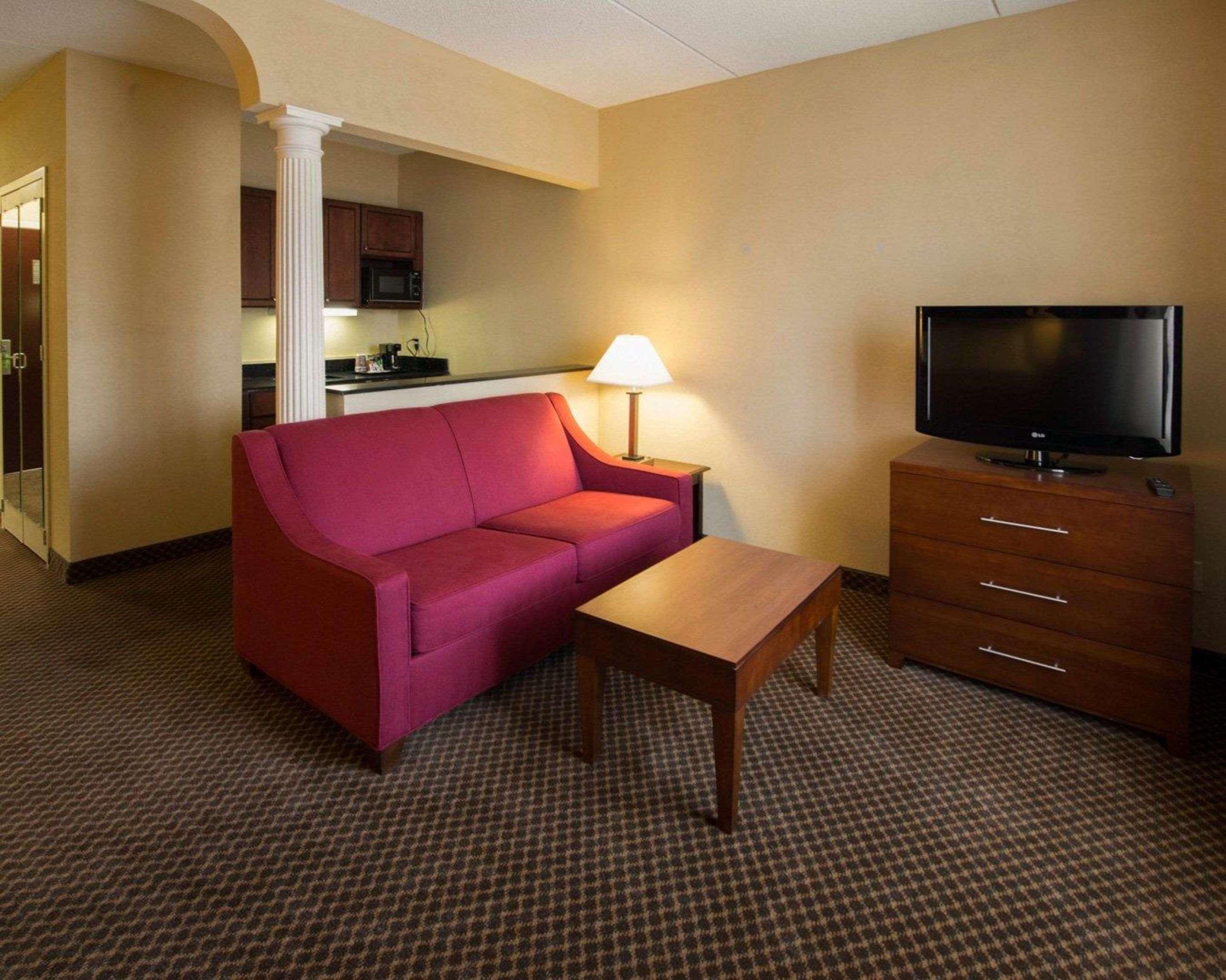 Comfort Inn & Suites Morganton Bagian luar foto