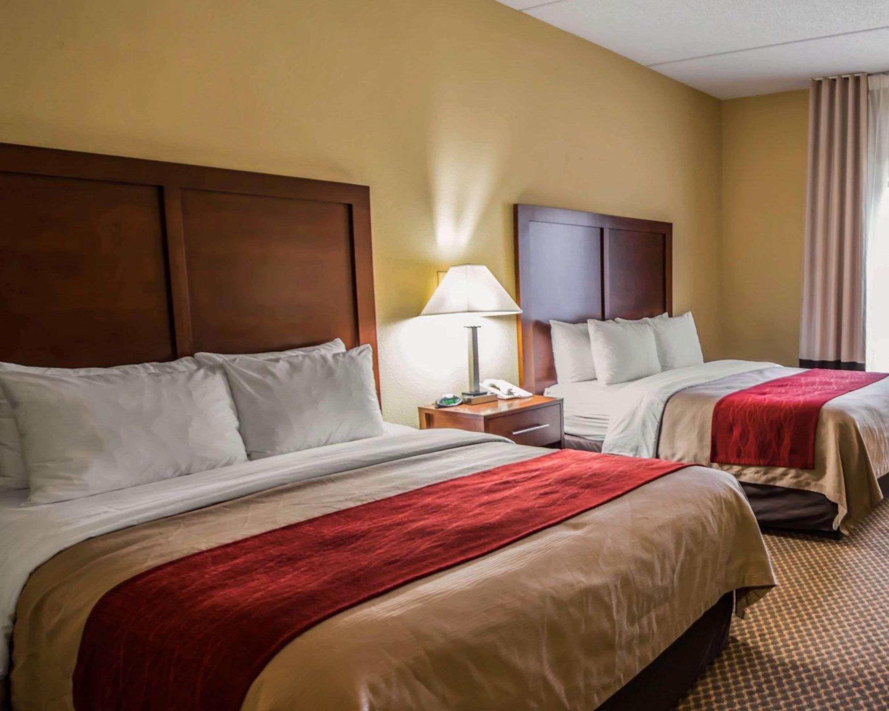 Comfort Inn & Suites Morganton Bagian luar foto