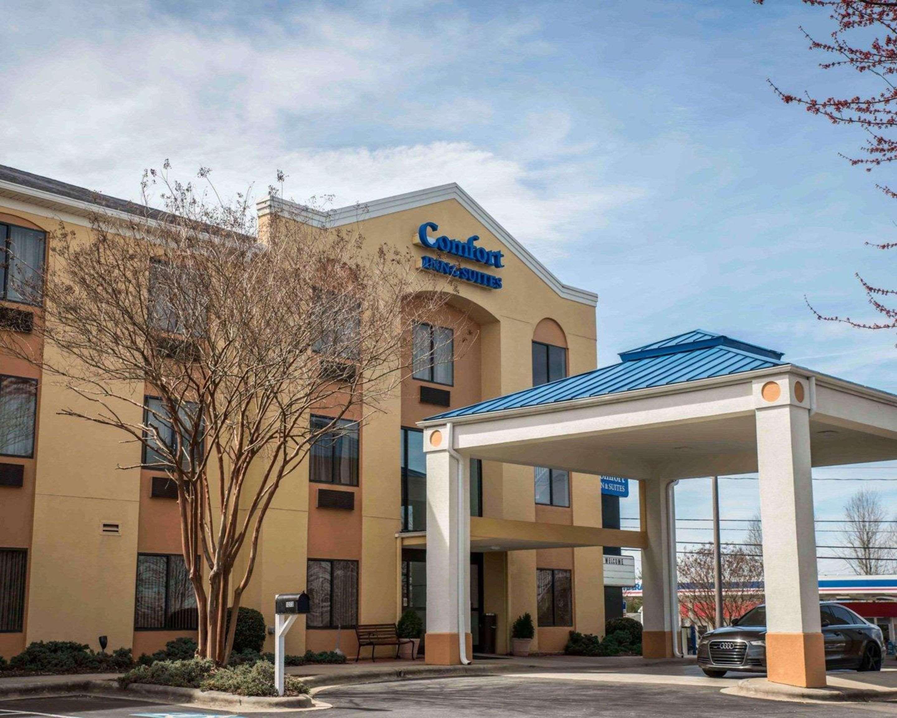 Comfort Inn & Suites Morganton Bagian luar foto