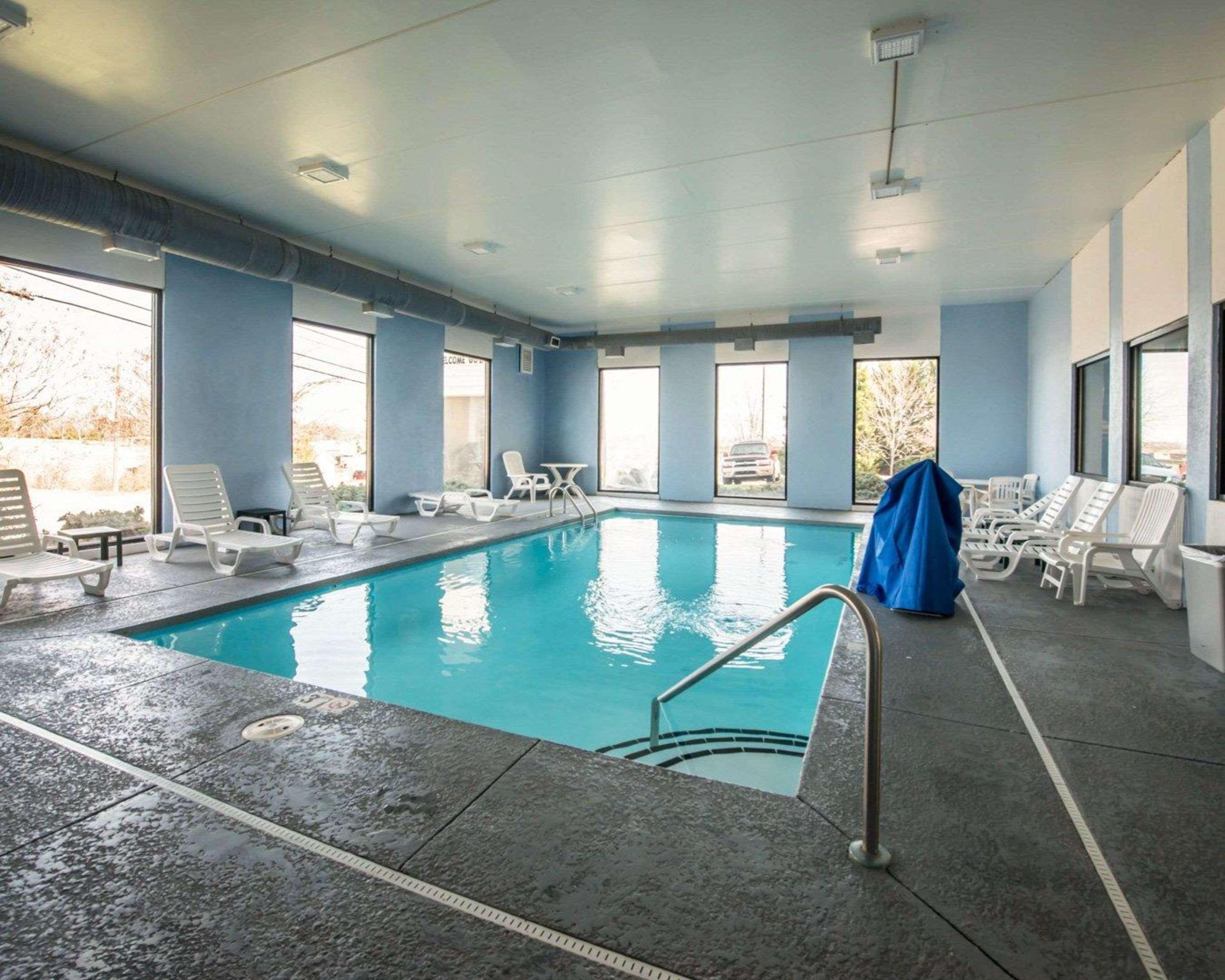 Comfort Inn & Suites Morganton Bagian luar foto