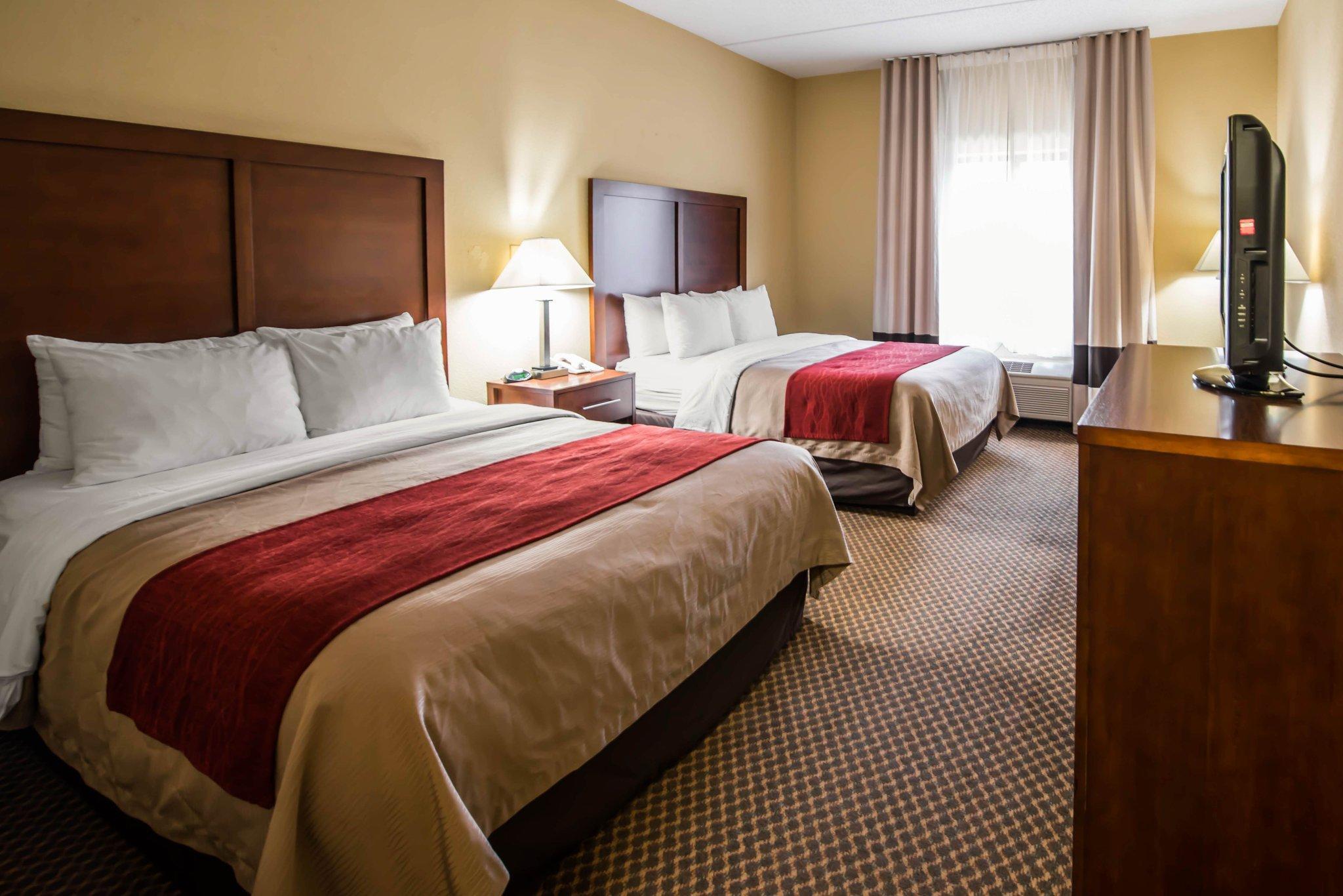 Comfort Inn & Suites Morganton Bagian luar foto