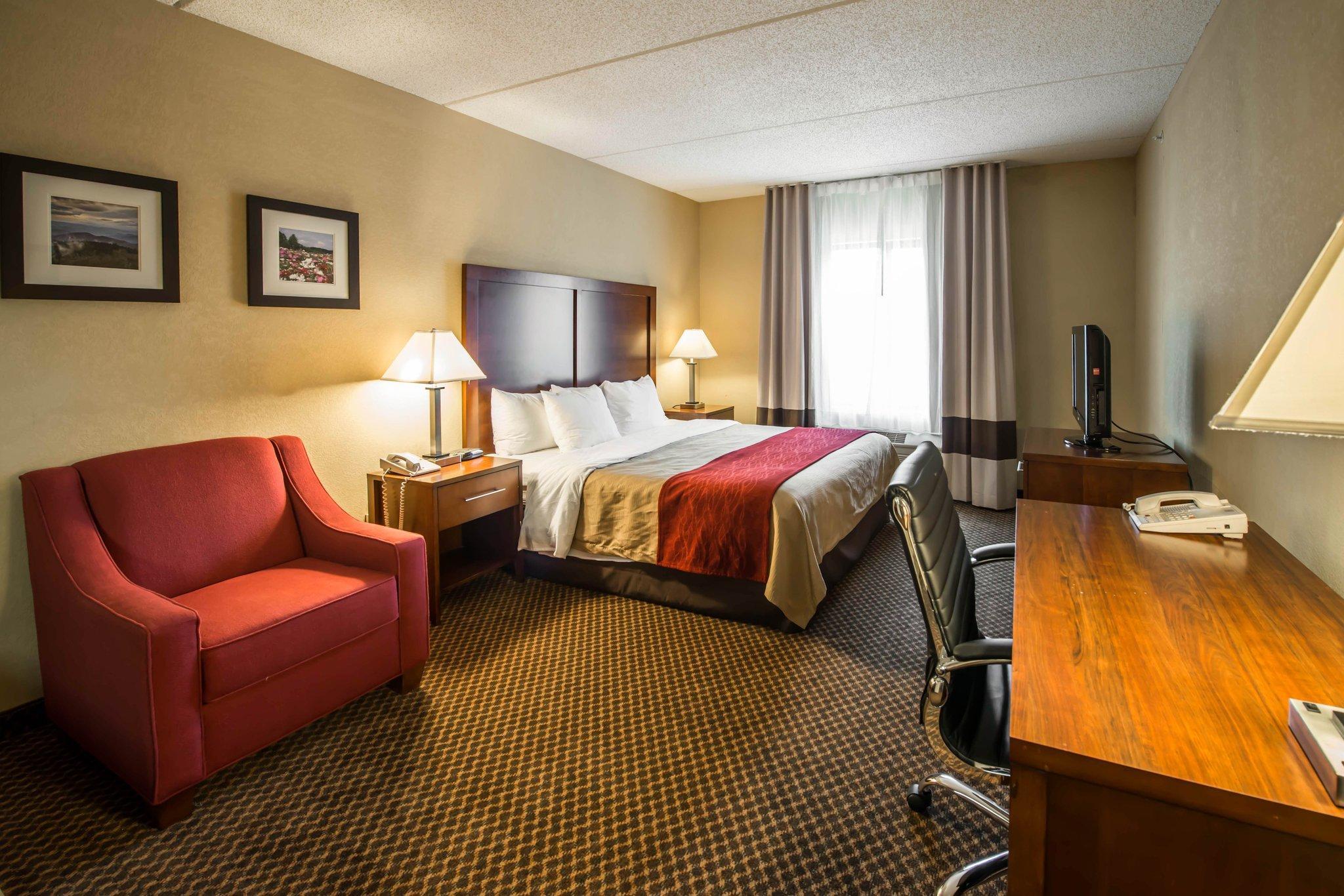 Comfort Inn & Suites Morganton Bagian luar foto