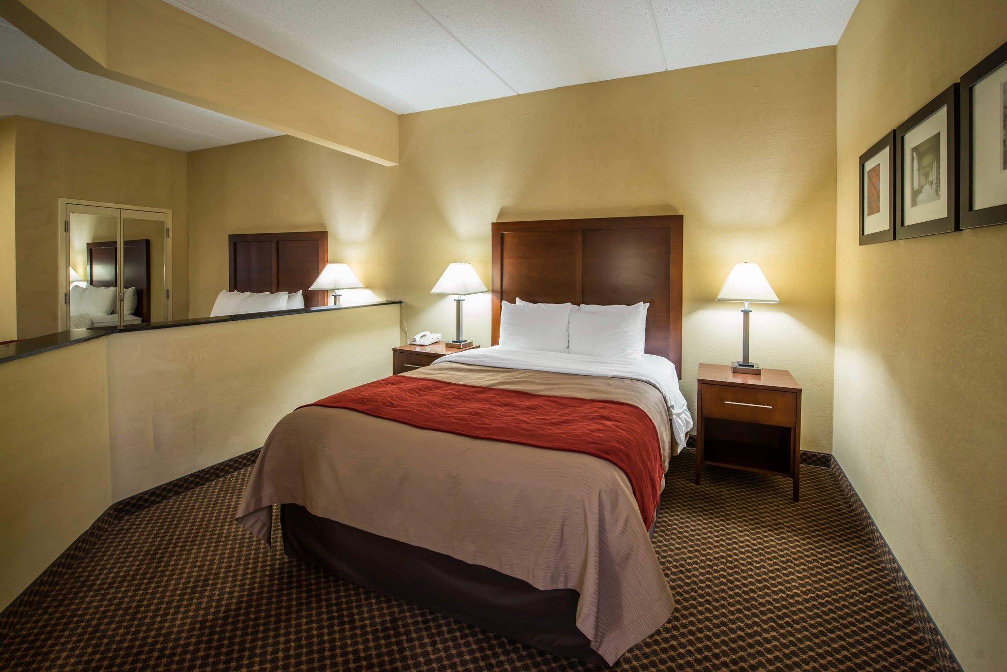 Comfort Inn & Suites Morganton Bagian luar foto
