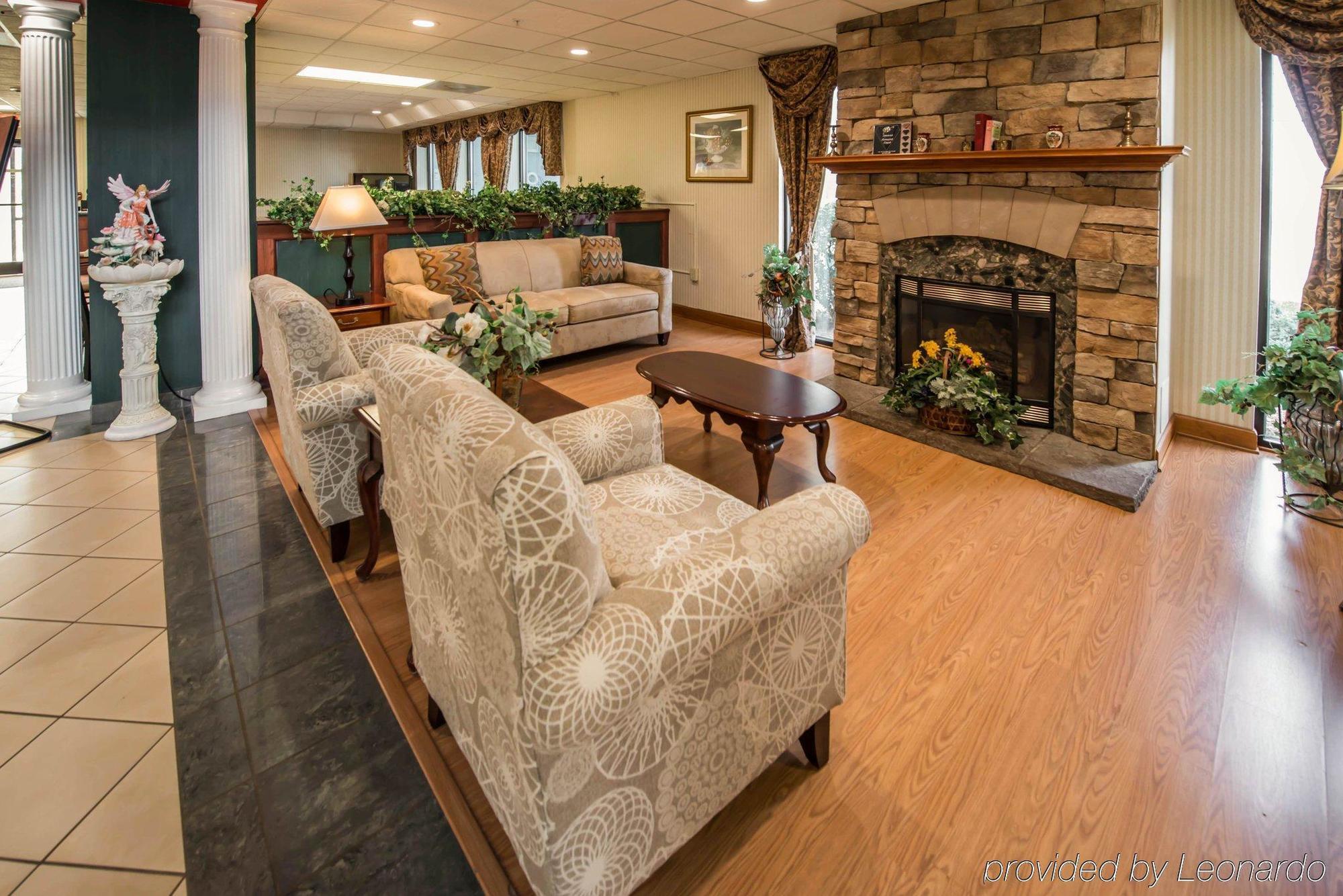 Comfort Inn & Suites Morganton Bagian luar foto